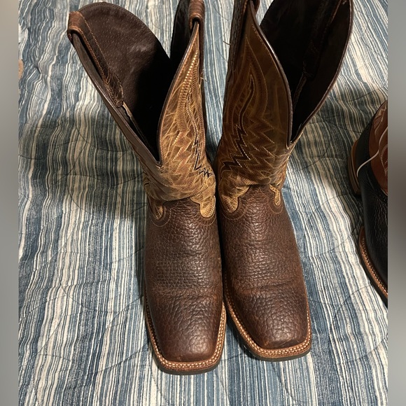 Ariat mens boots - Picture 2 of 2